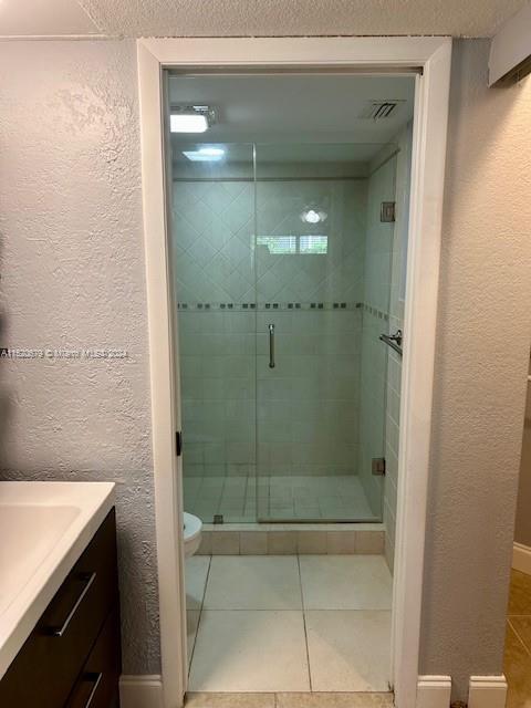 KEYS GATE CONDO NO ONE - Residential