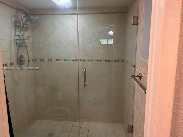 KEYS GATE CONDO NO ONE - Residential