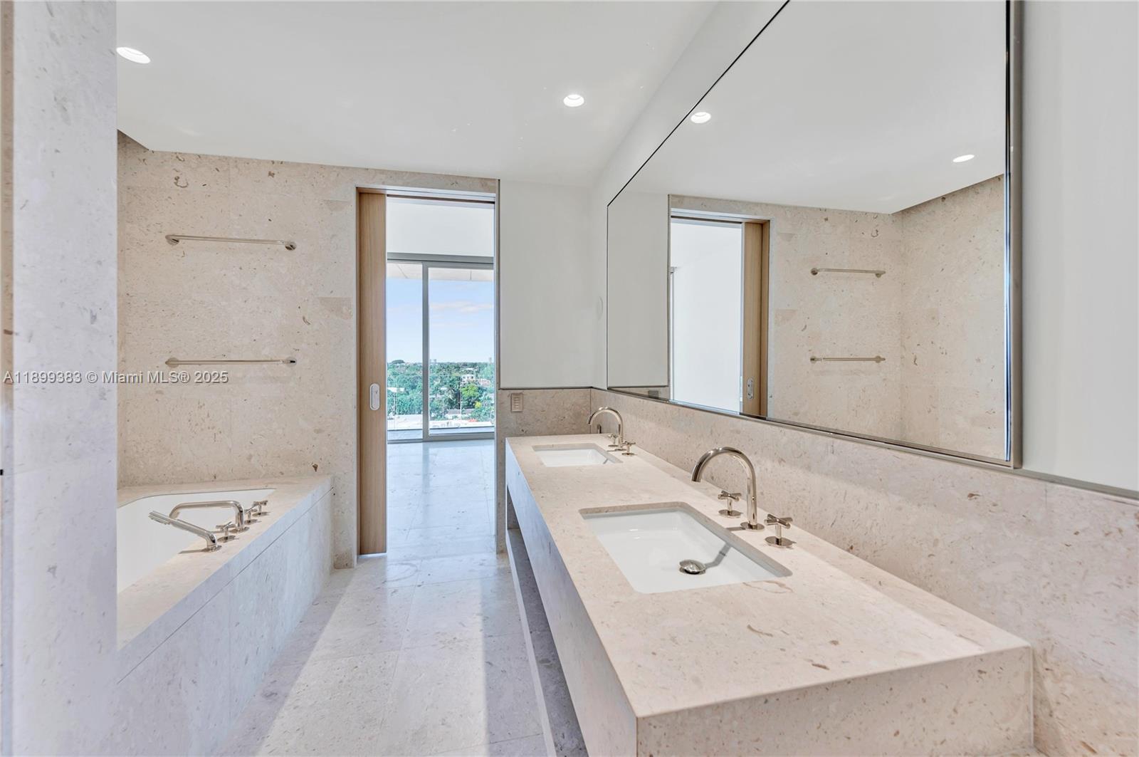 SEAWAY SOUTH - Residential