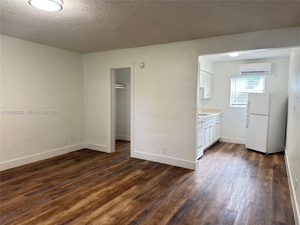 Photo of 1821 Thomas St #5, Hollywood, FL 33020 (MLS # A12009235)