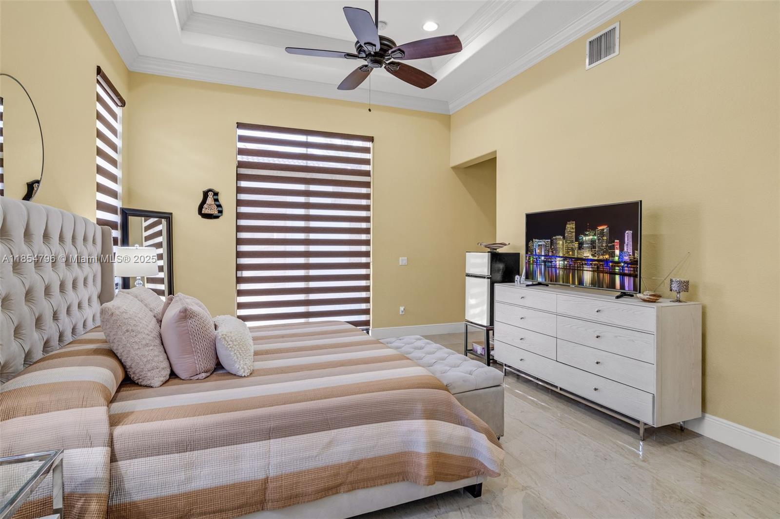 HARBOUR LAKES ESTATES - Residential