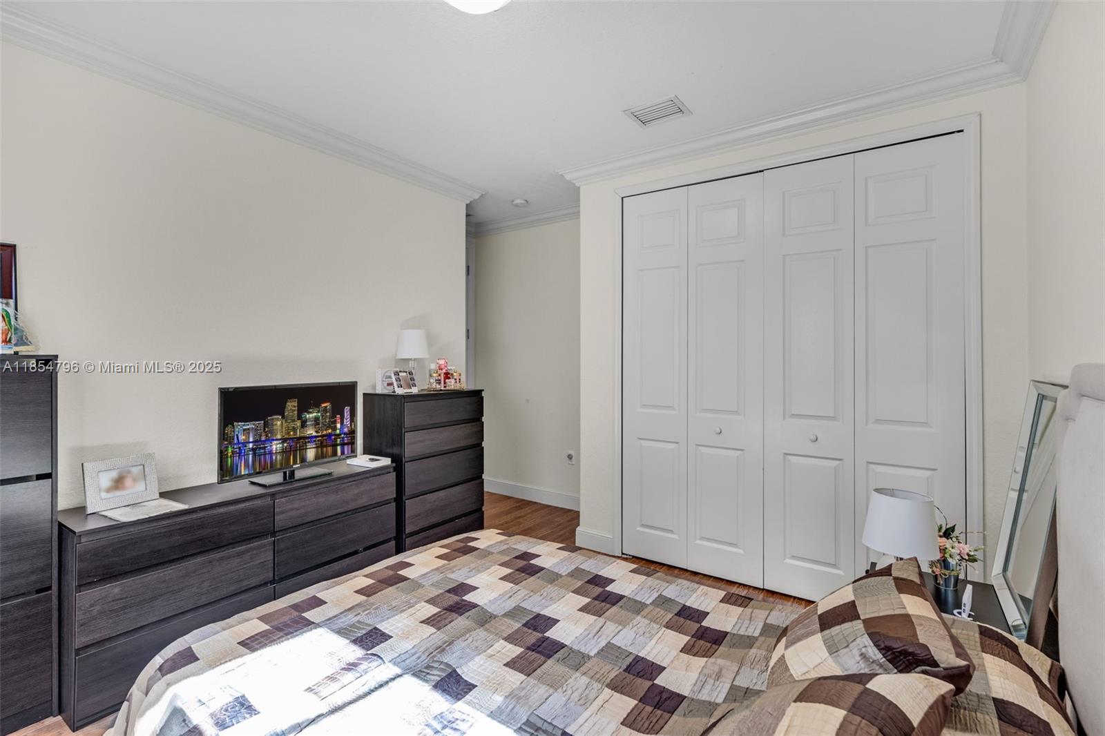 HARBOUR LAKES ESTATES - Residential