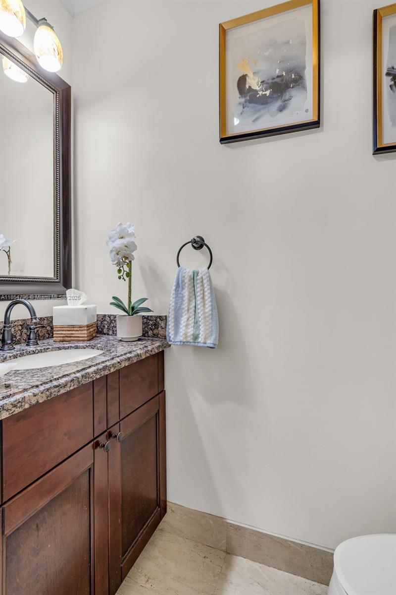 HARBOUR LAKES ESTATES - Residential