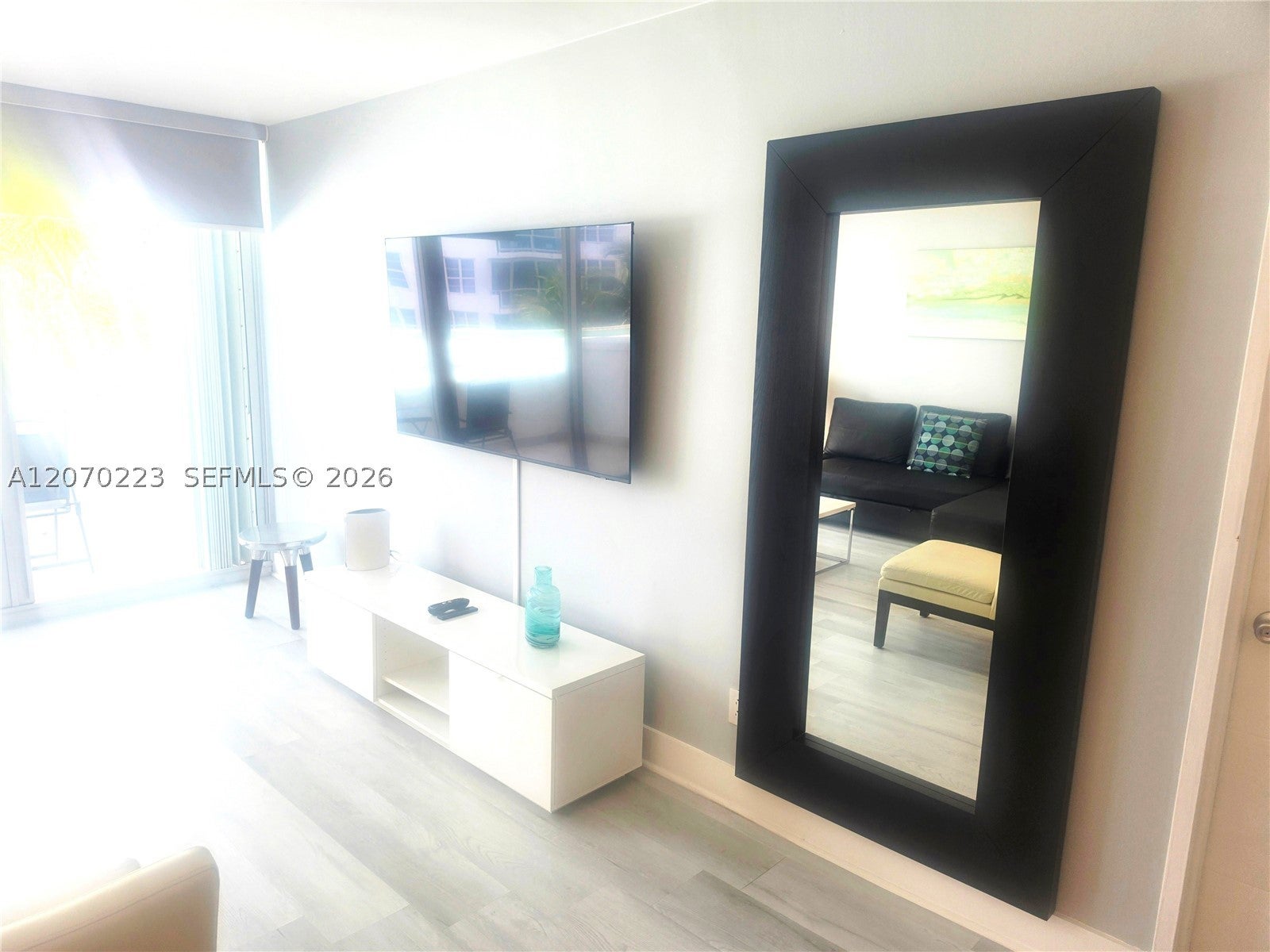 5151 Collins Ave 427