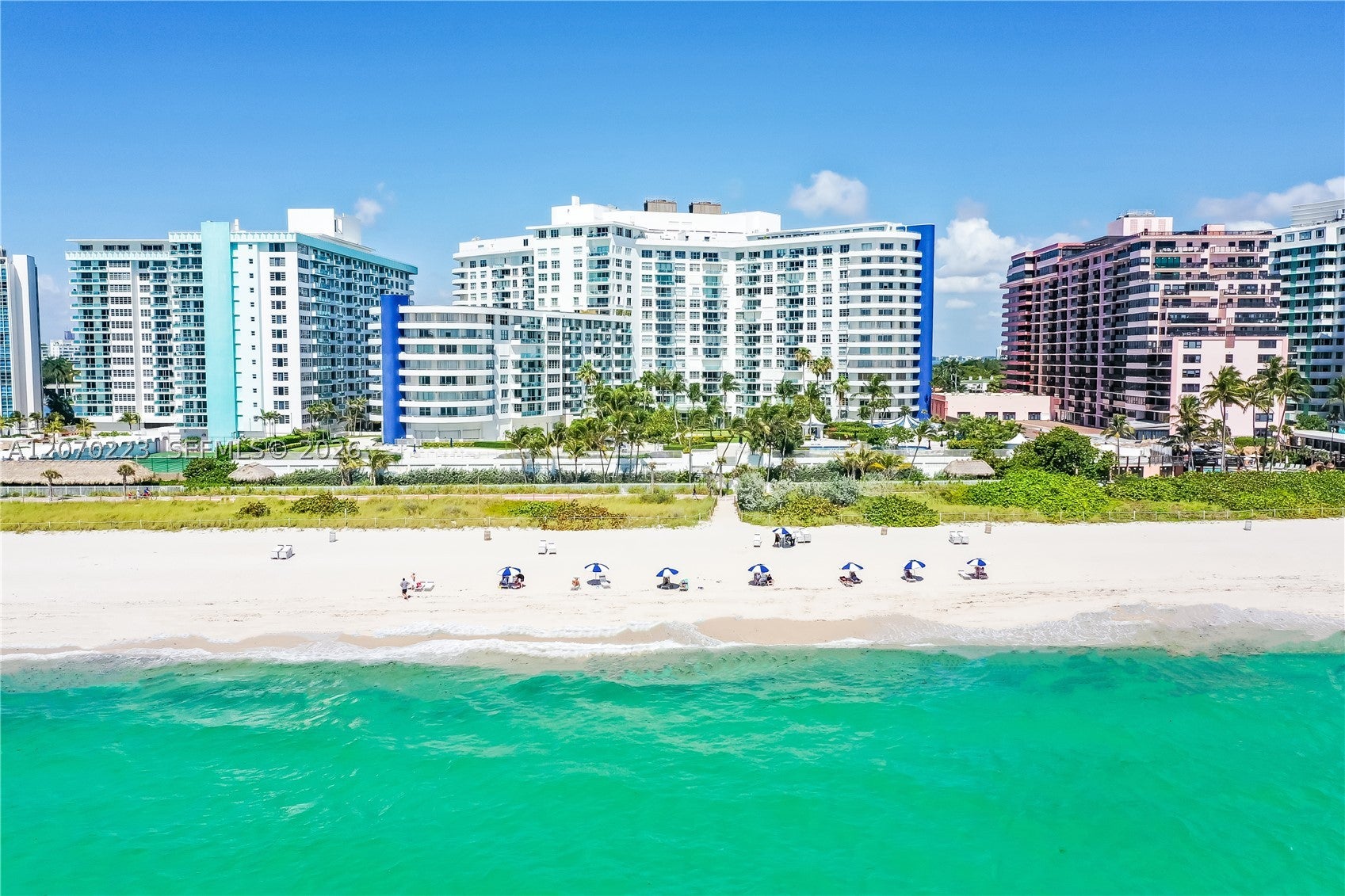 5151 Collins Ave 427