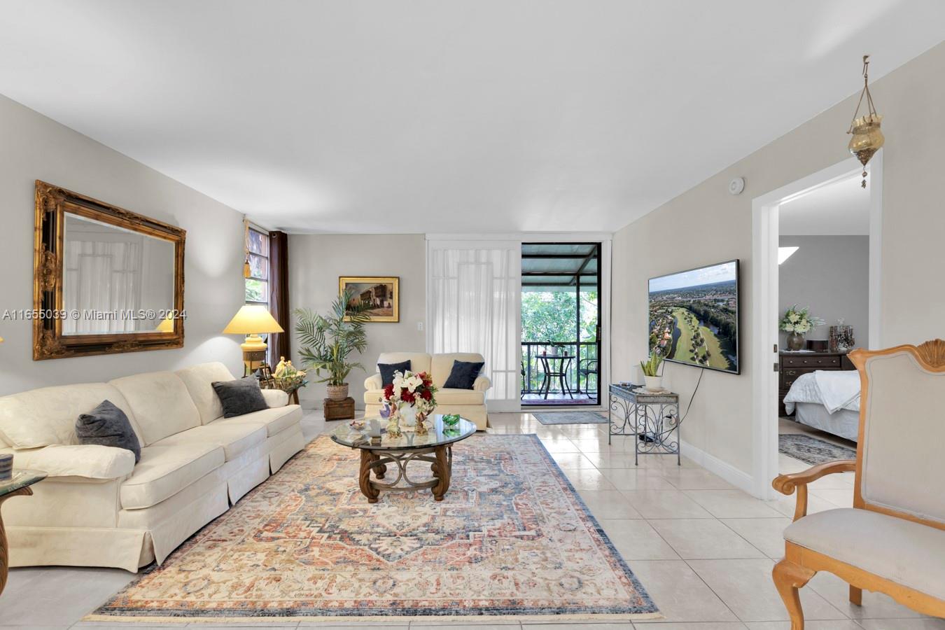 LAGO WEST CONDOMINIUM - Residential