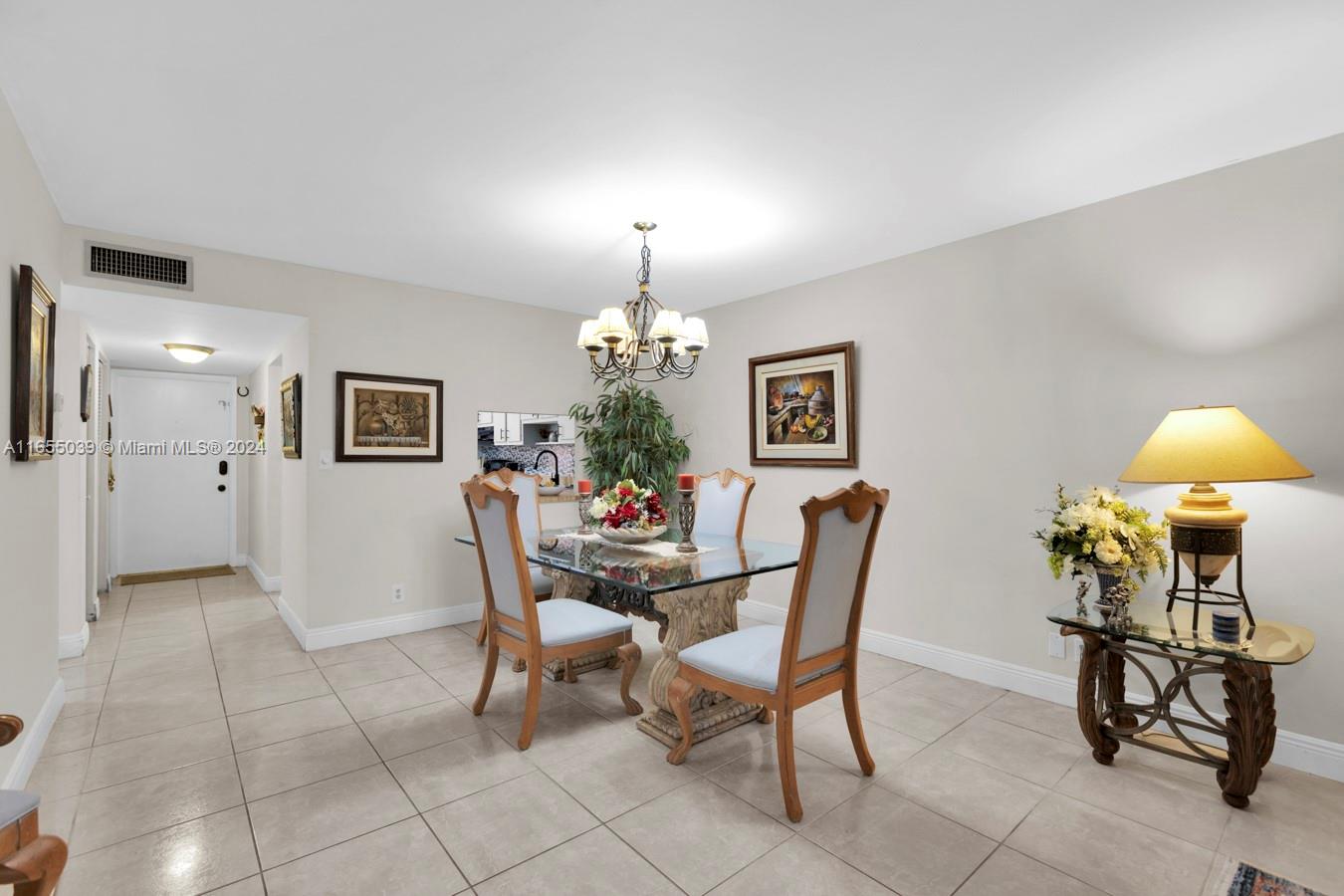 LAGO WEST CONDOMINIUM - Residential