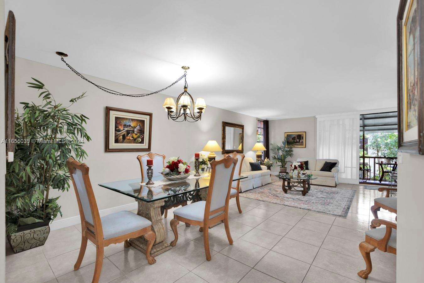 LAGO WEST CONDOMINIUM - Residential