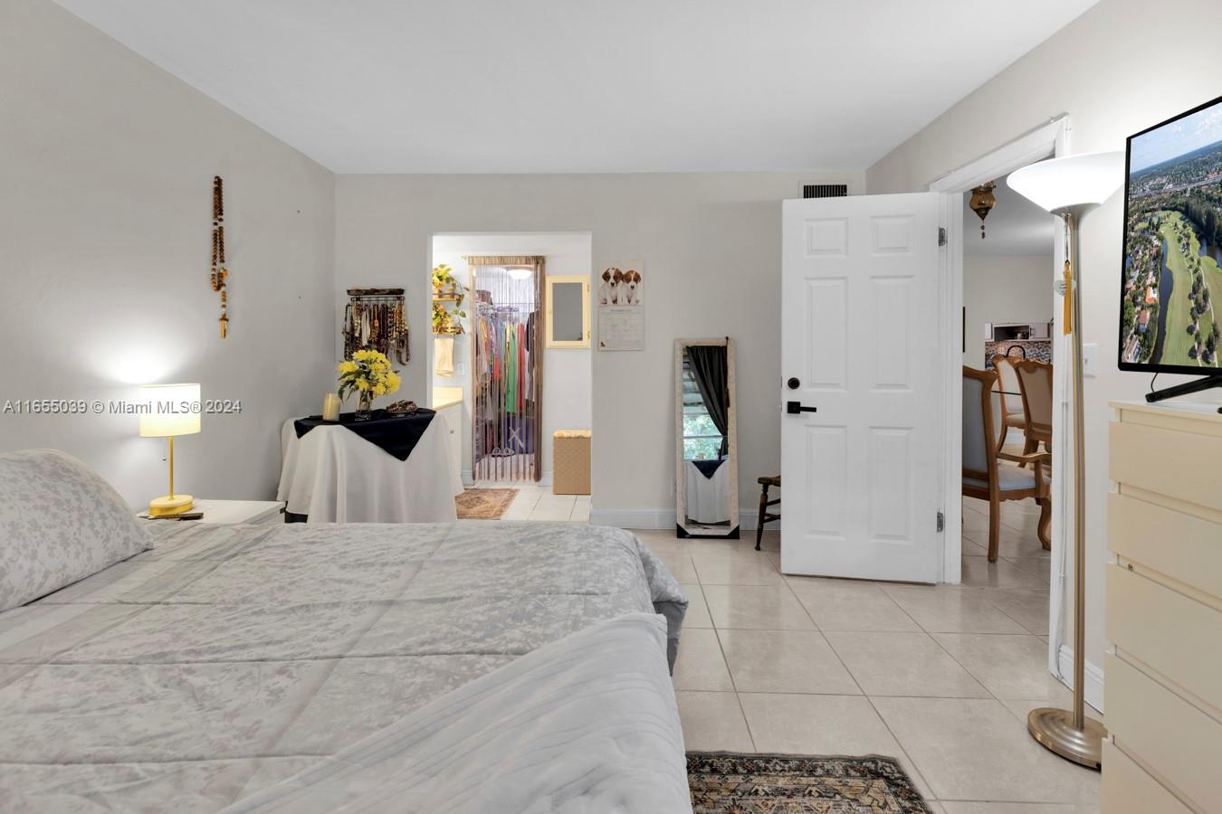 LAGO WEST CONDOMINIUM - Residential