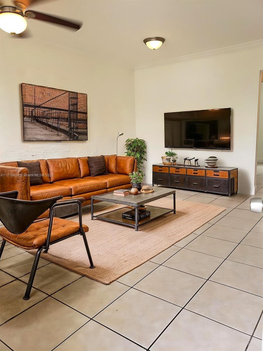 Property for Sale at 318 Majorca Ave 306, Coral Gables, Broward County, Florida - Bedrooms: 2 
Bathrooms: 1  - $349,900