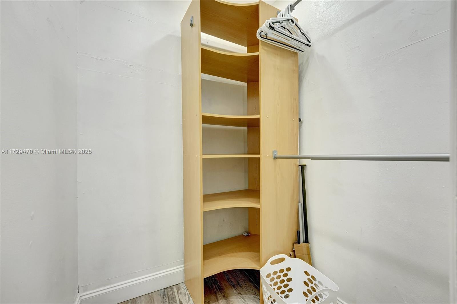 PICKWICK LAKE ESTS SEC 2 - Residential