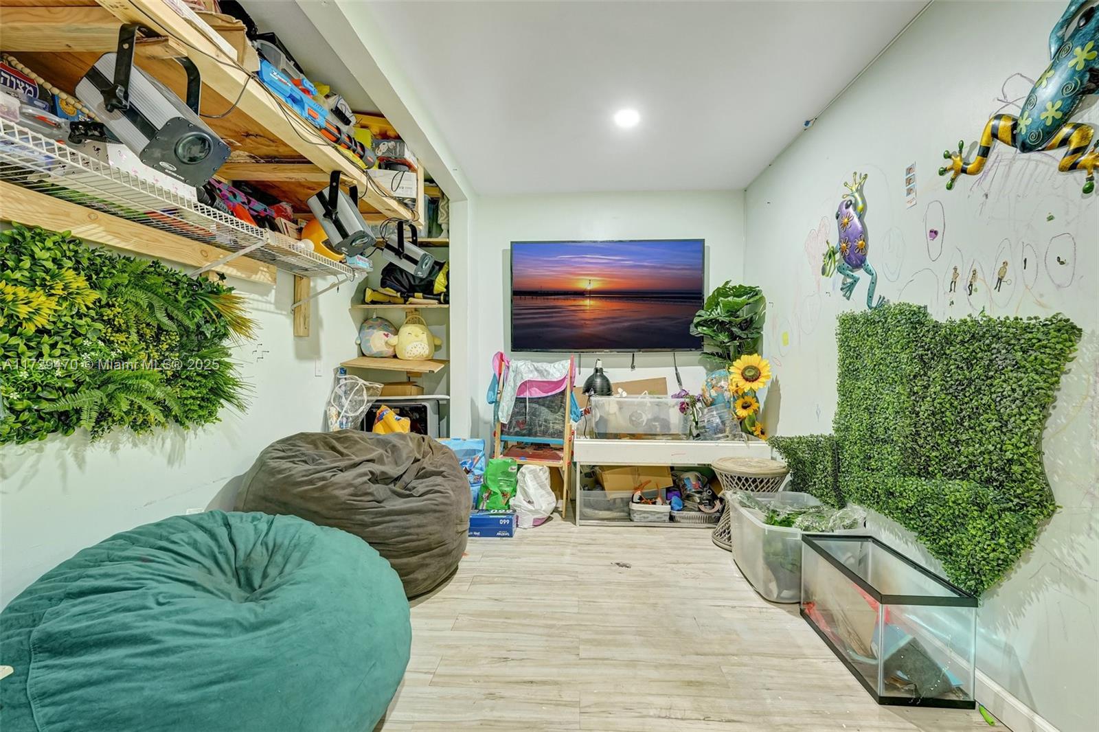 PICKWICK LAKE ESTS SEC 2 - Residential