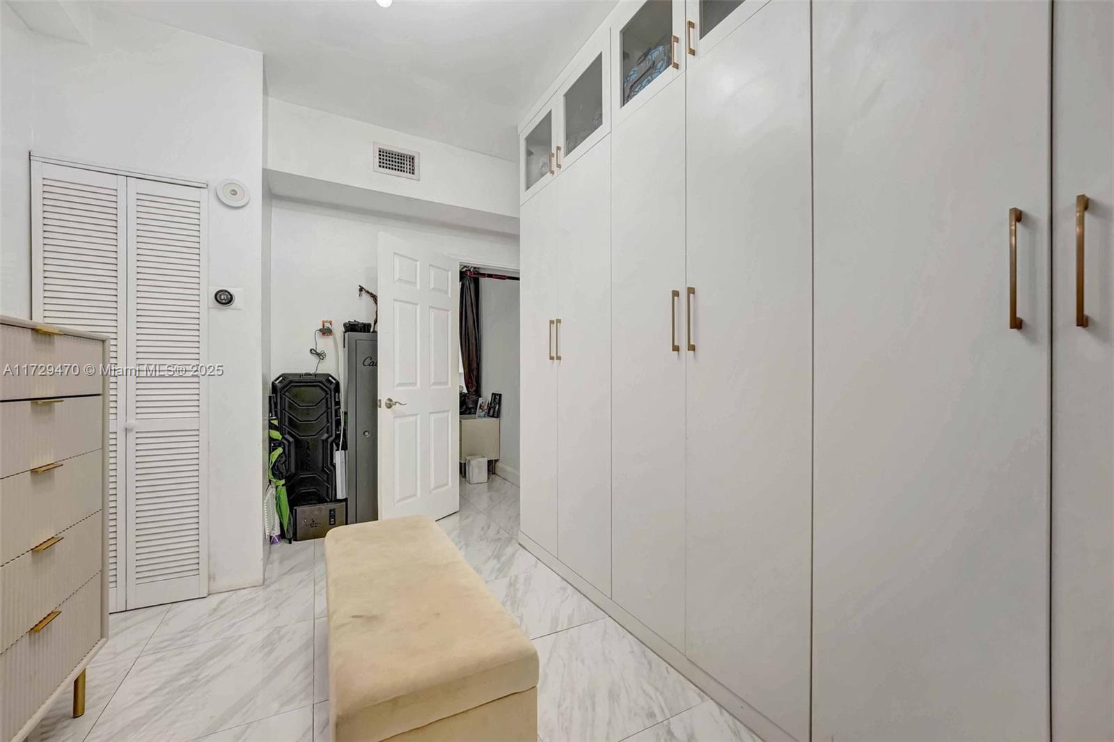 PICKWICK LAKE ESTS SEC 2 - Residential