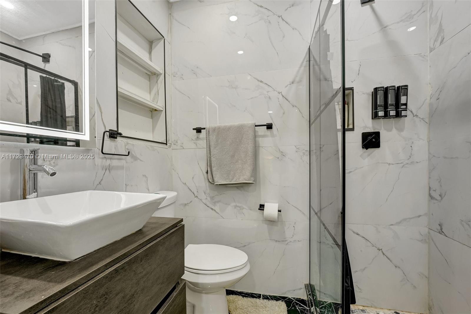 PICKWICK LAKE ESTS SEC 2 - Residential