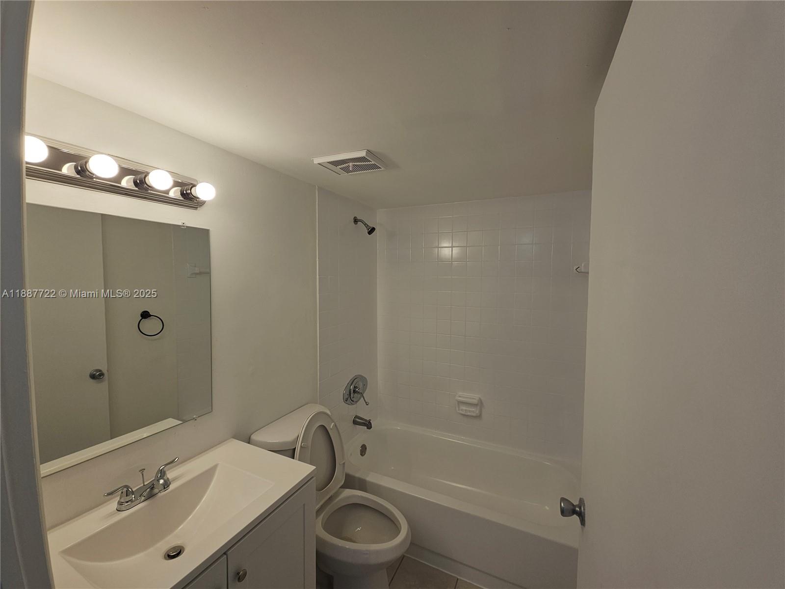 VILLA BELLINI CONDO - Residential Lease