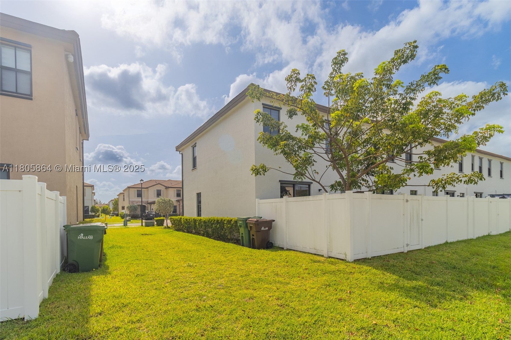 10966 W 33rd Way