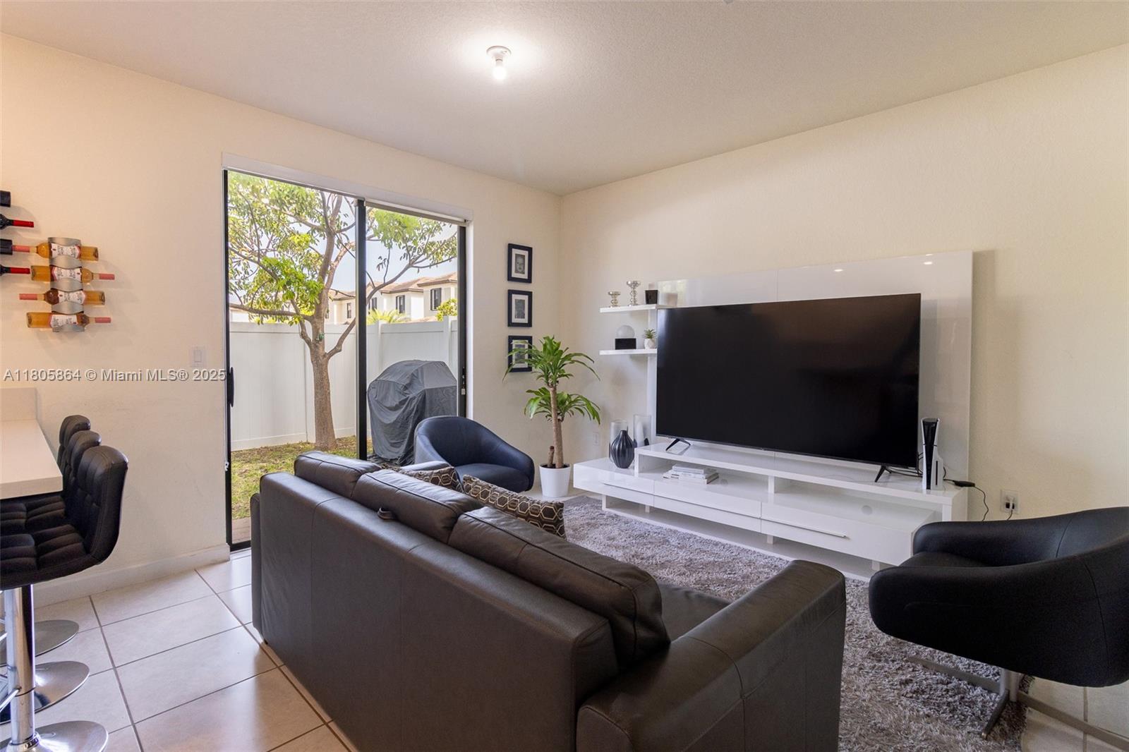 AQUABELLA NORTH REPLAT - Residential