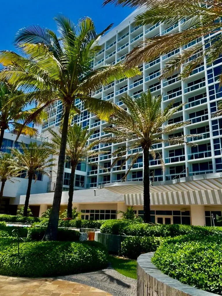 Miami Beach, Florida 33141, United States, 1 Bedroom Bedrooms, ,1 BathroomBathrooms,Residential,Active,133945