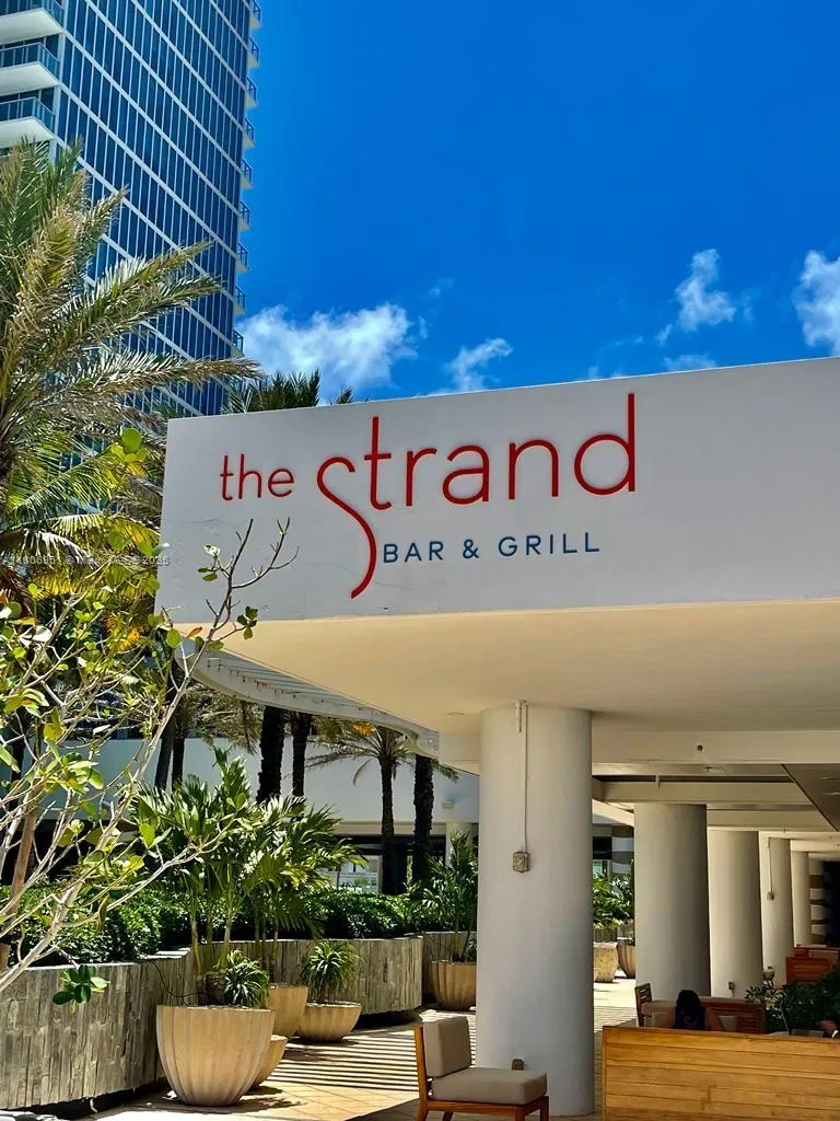 Miami Beach, Florida 33141, United States, 1 Bedroom Bedrooms, ,1 BathroomBathrooms,Residential,Active,133945