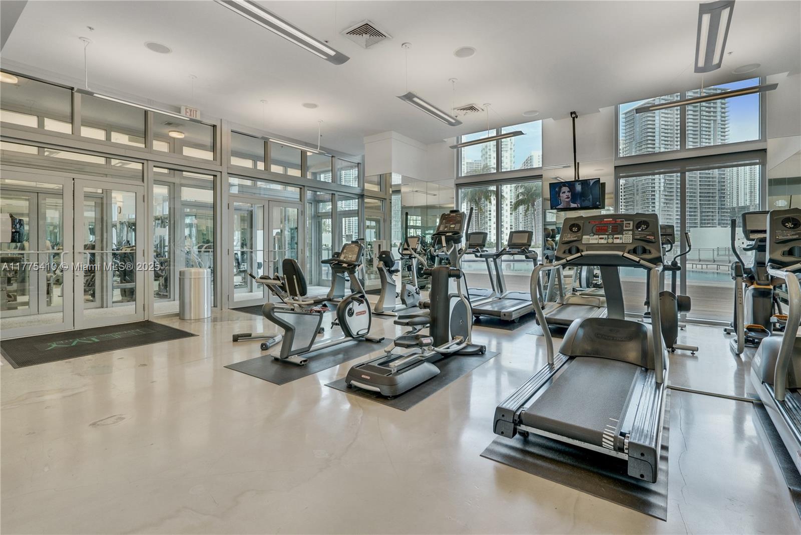 IVY CONDO - Residential Lease