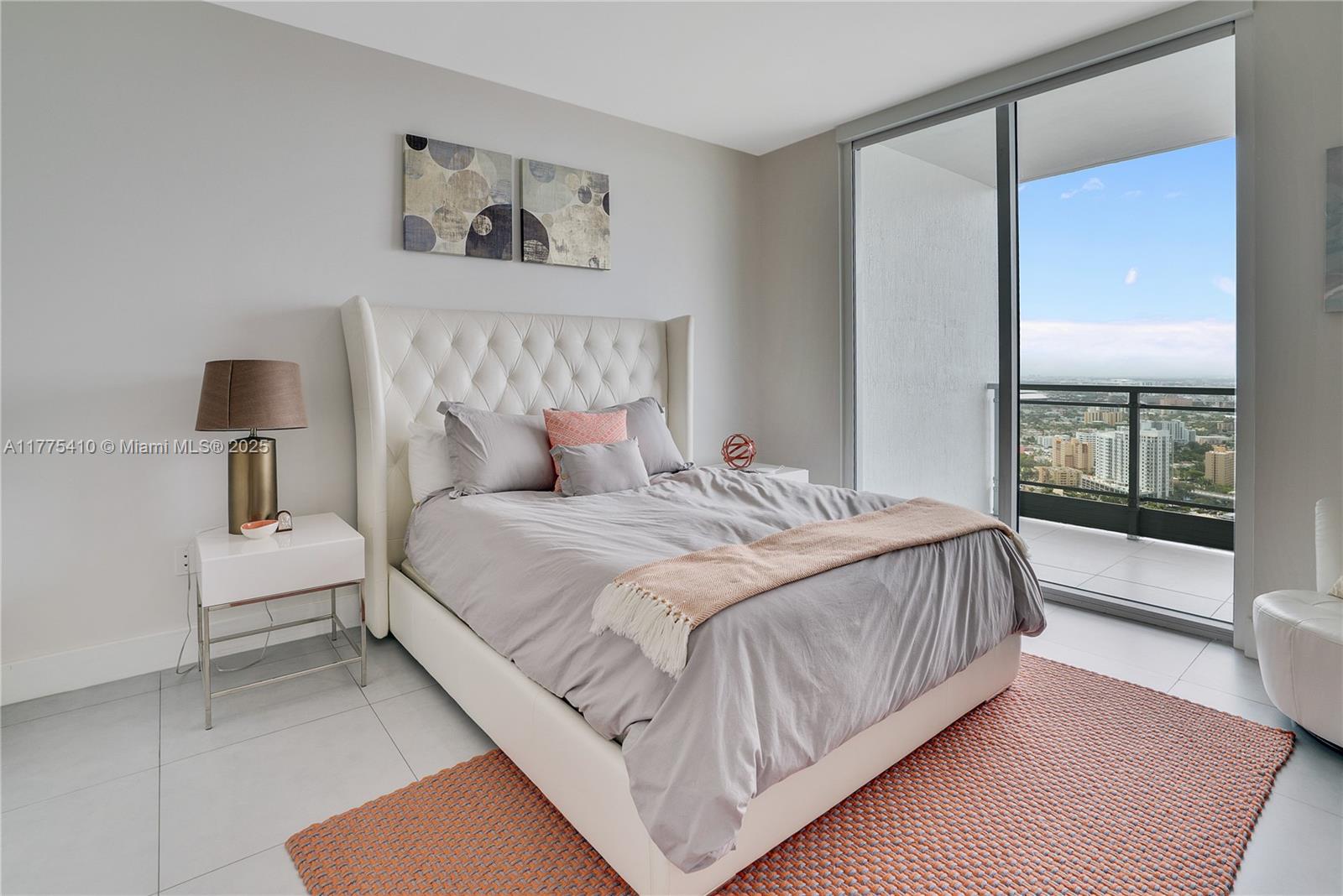 IVY CONDO - Residential Lease
