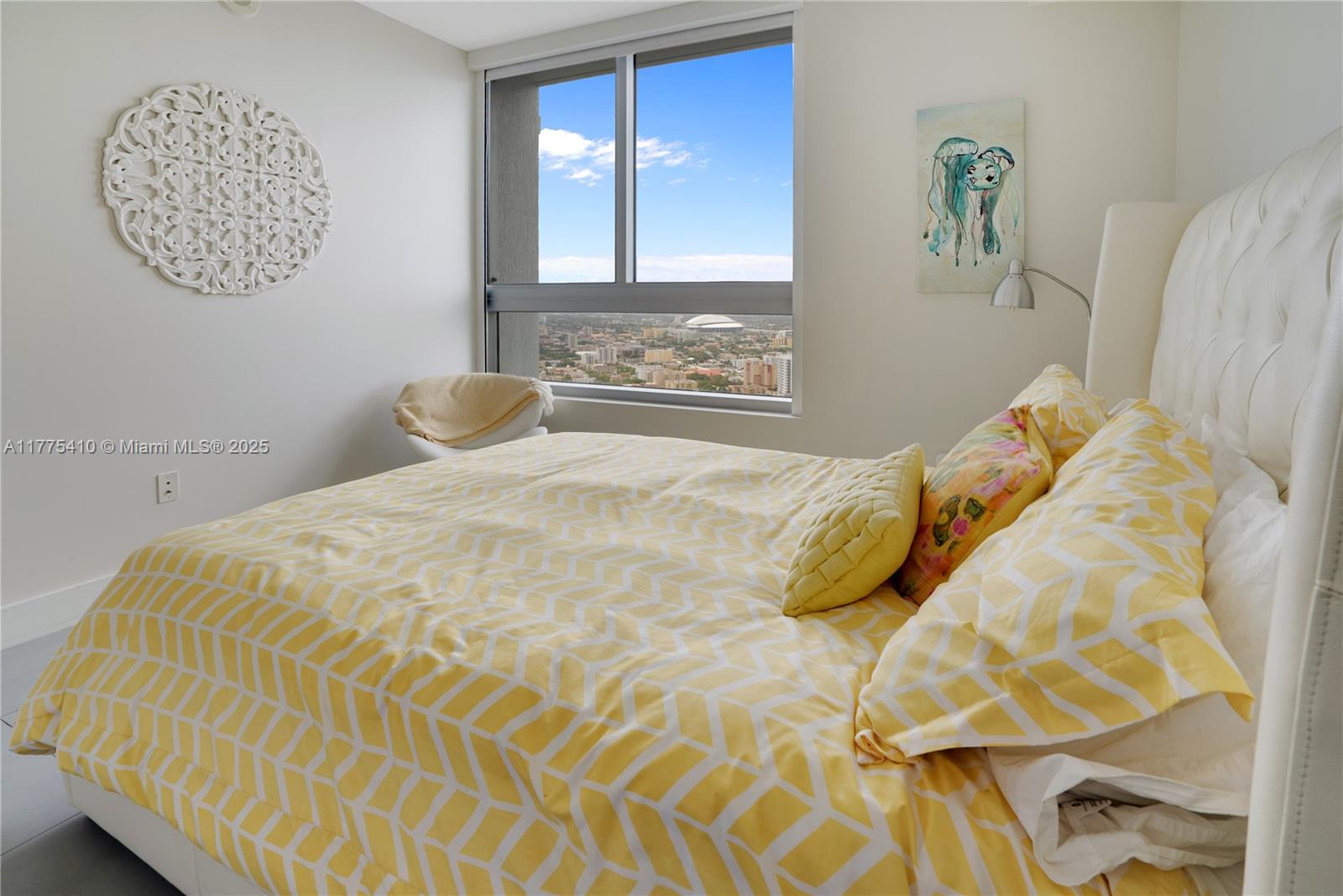 IVY CONDO - Residential Lease