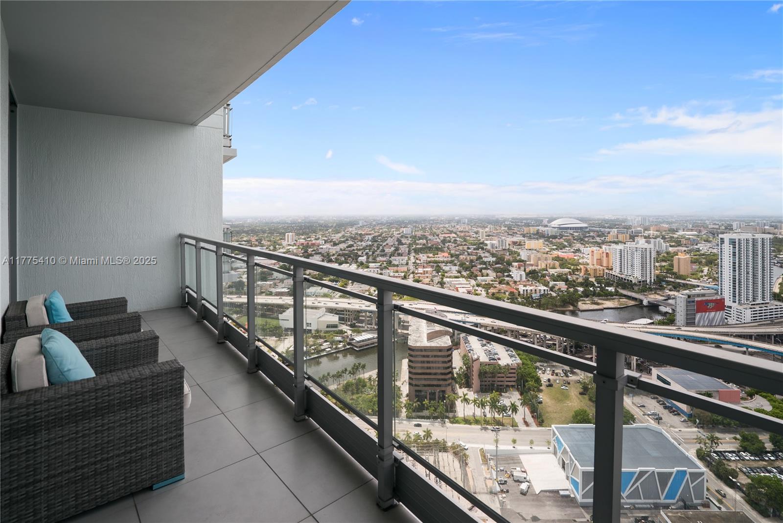 IVY CONDO - Residential Lease