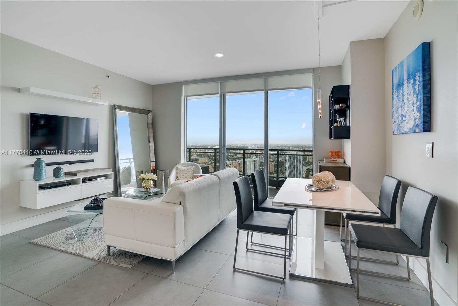 IVY CONDO - Residential Lease