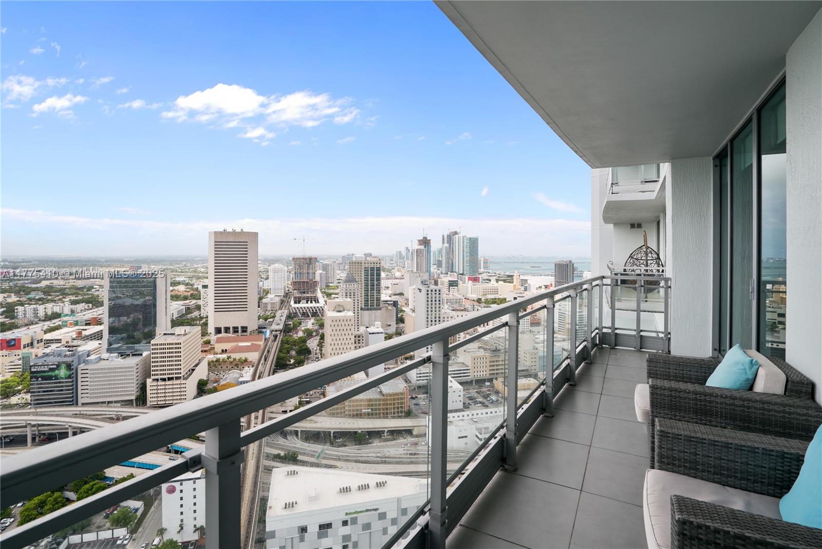 IVY CONDO - Residential Lease