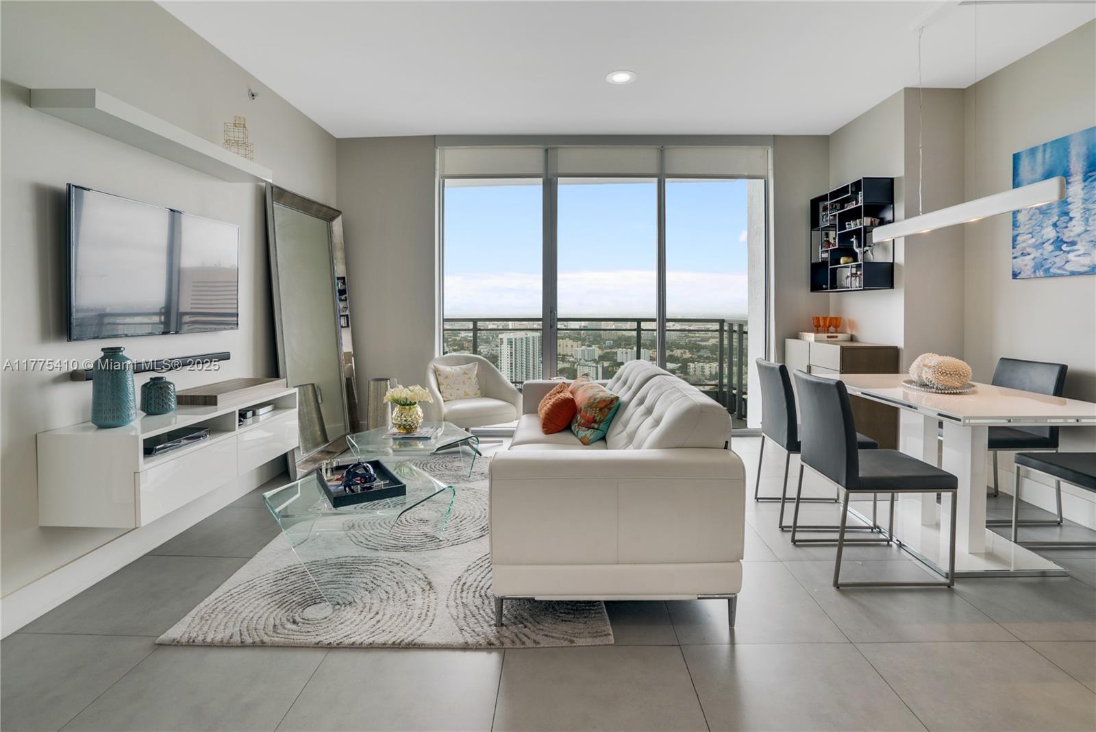 IVY CONDO - Residential Lease