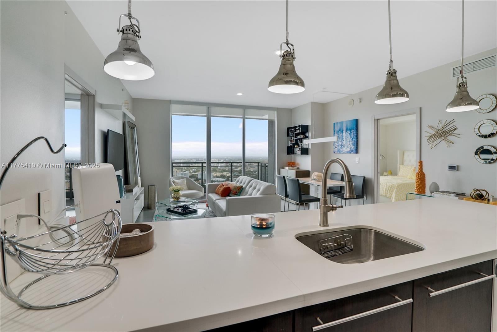 IVY CONDO - Residential Lease