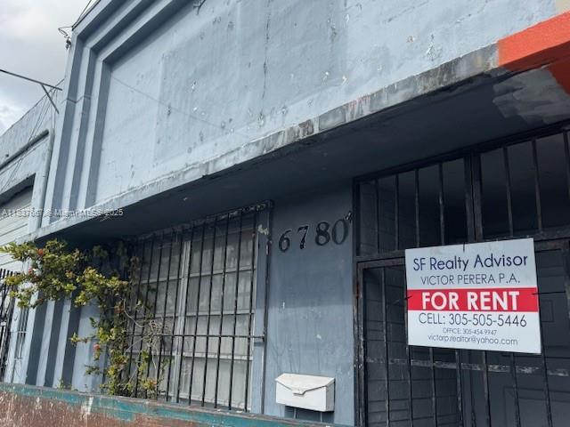 6780 NW 37th Ave
