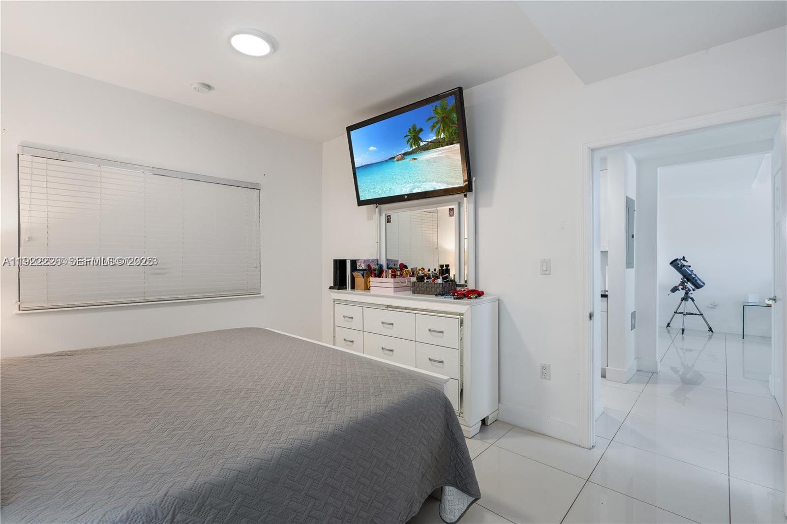 VITRAN AT NARANJA ESTATES - Residential