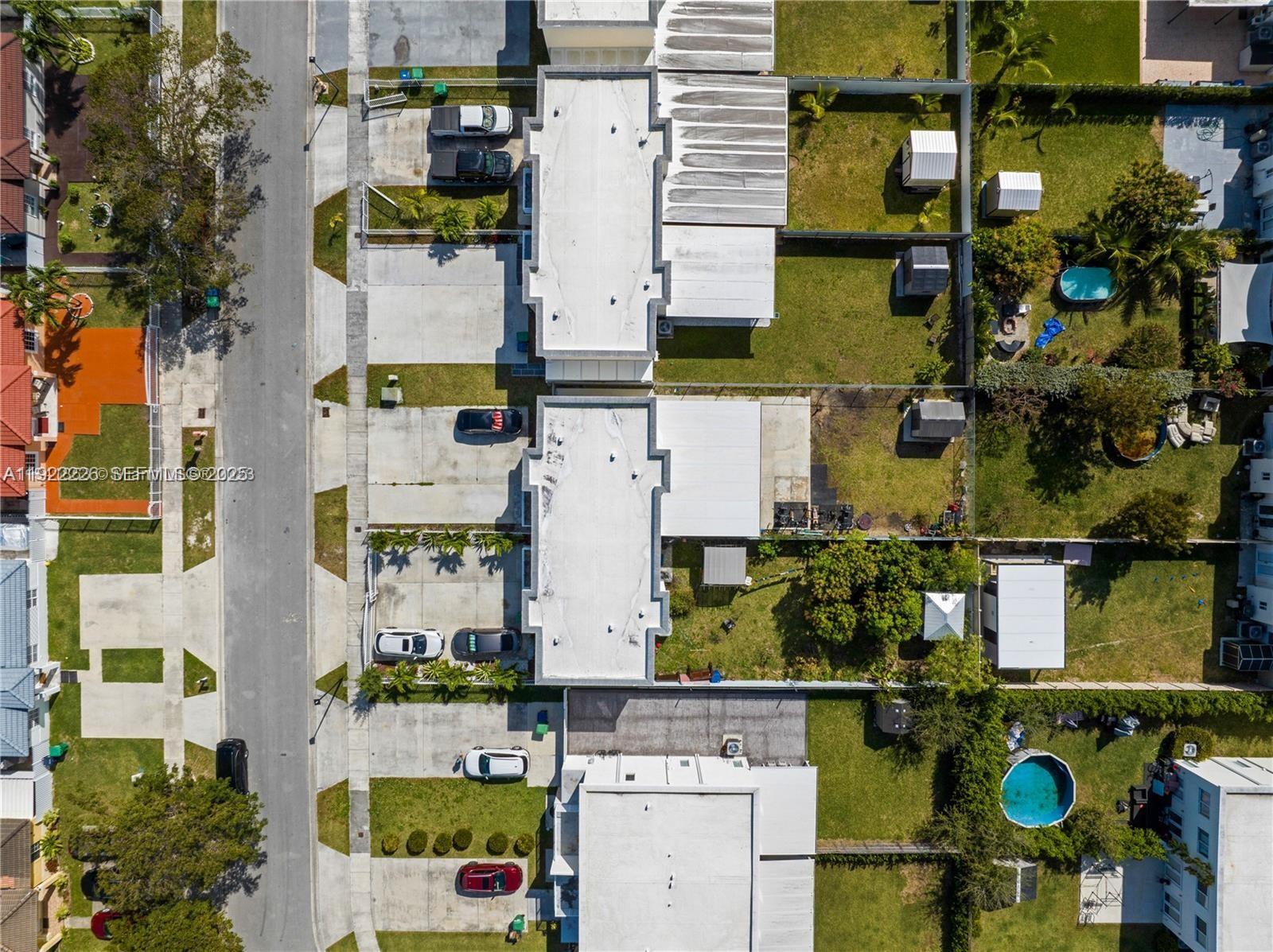 VITRAN AT NARANJA ESTATES - Residential