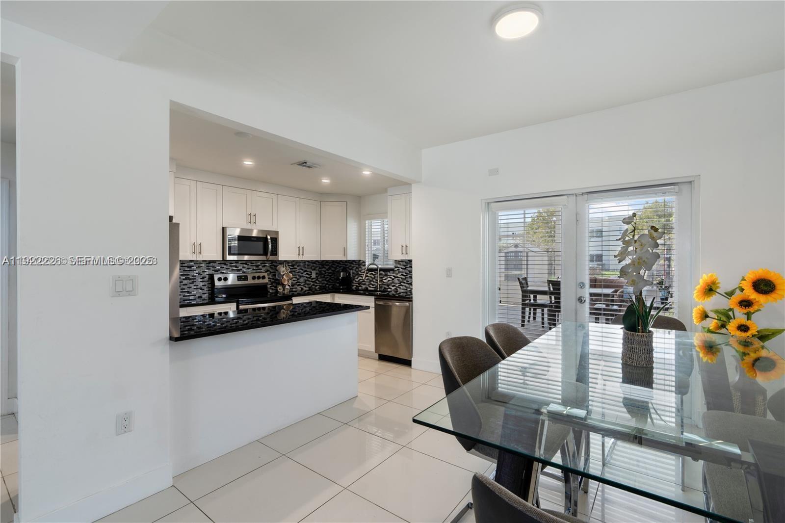 VITRAN AT NARANJA ESTATES - Residential