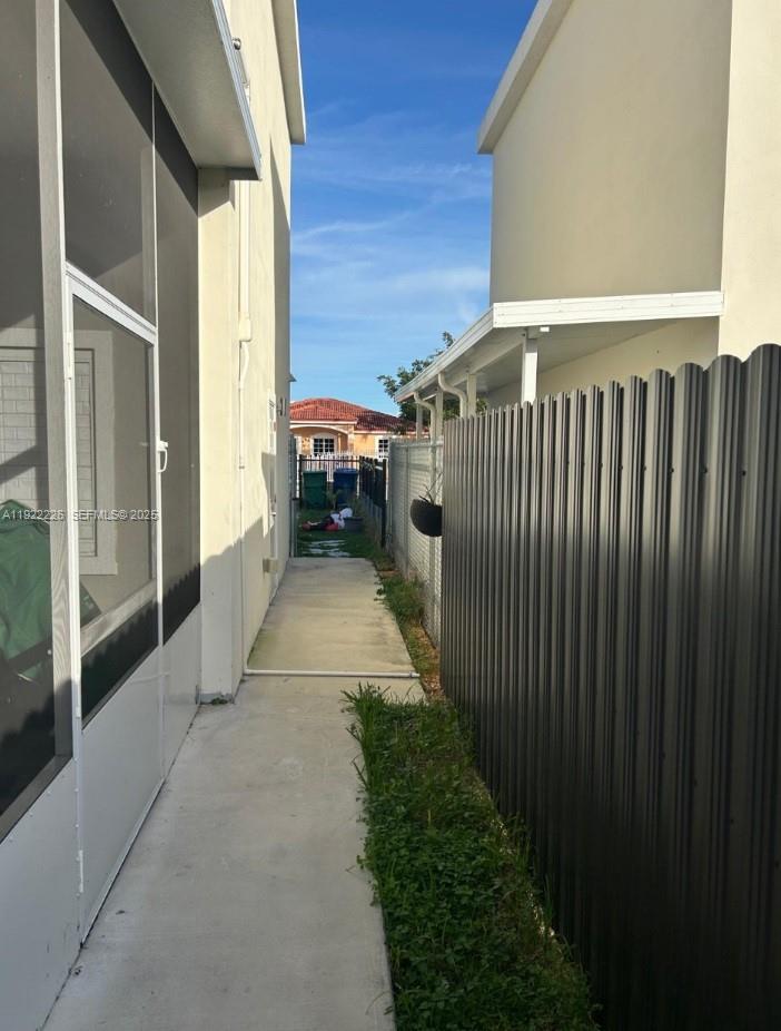 VITRAN AT NARANJA ESTATES - Residential