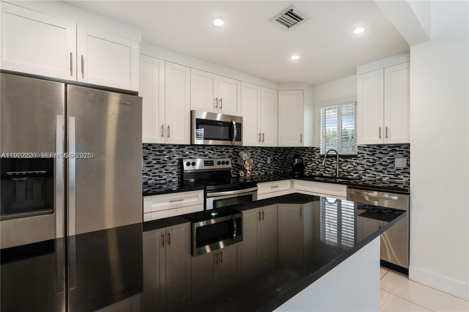 VITRAN AT NARANJA ESTATES - Residential