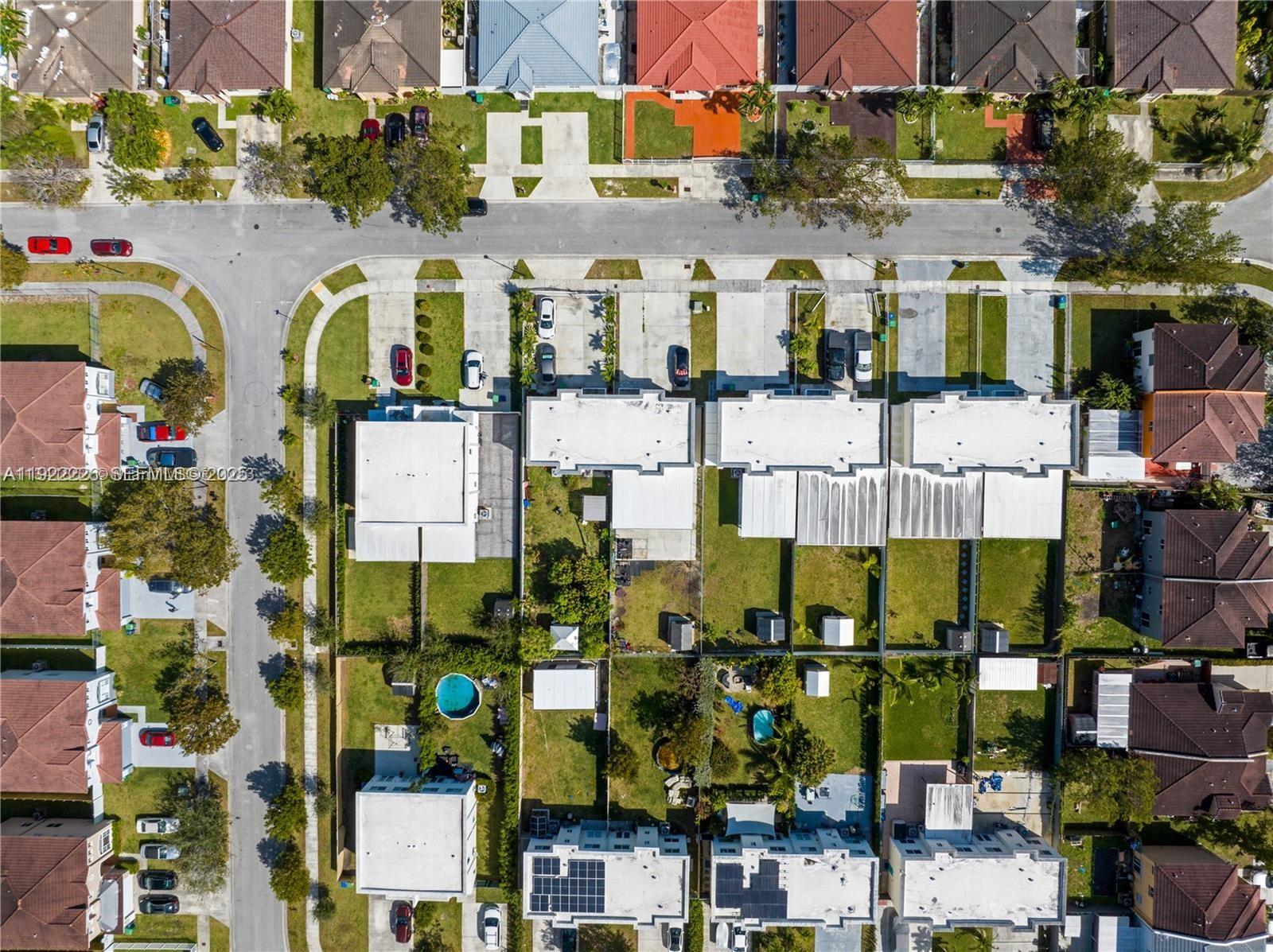 VITRAN AT NARANJA ESTATES - Residential