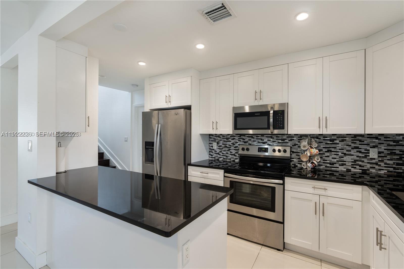 VITRAN AT NARANJA ESTATES - Residential