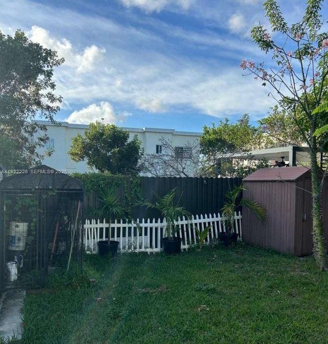 VITRAN AT NARANJA ESTATES - Residential