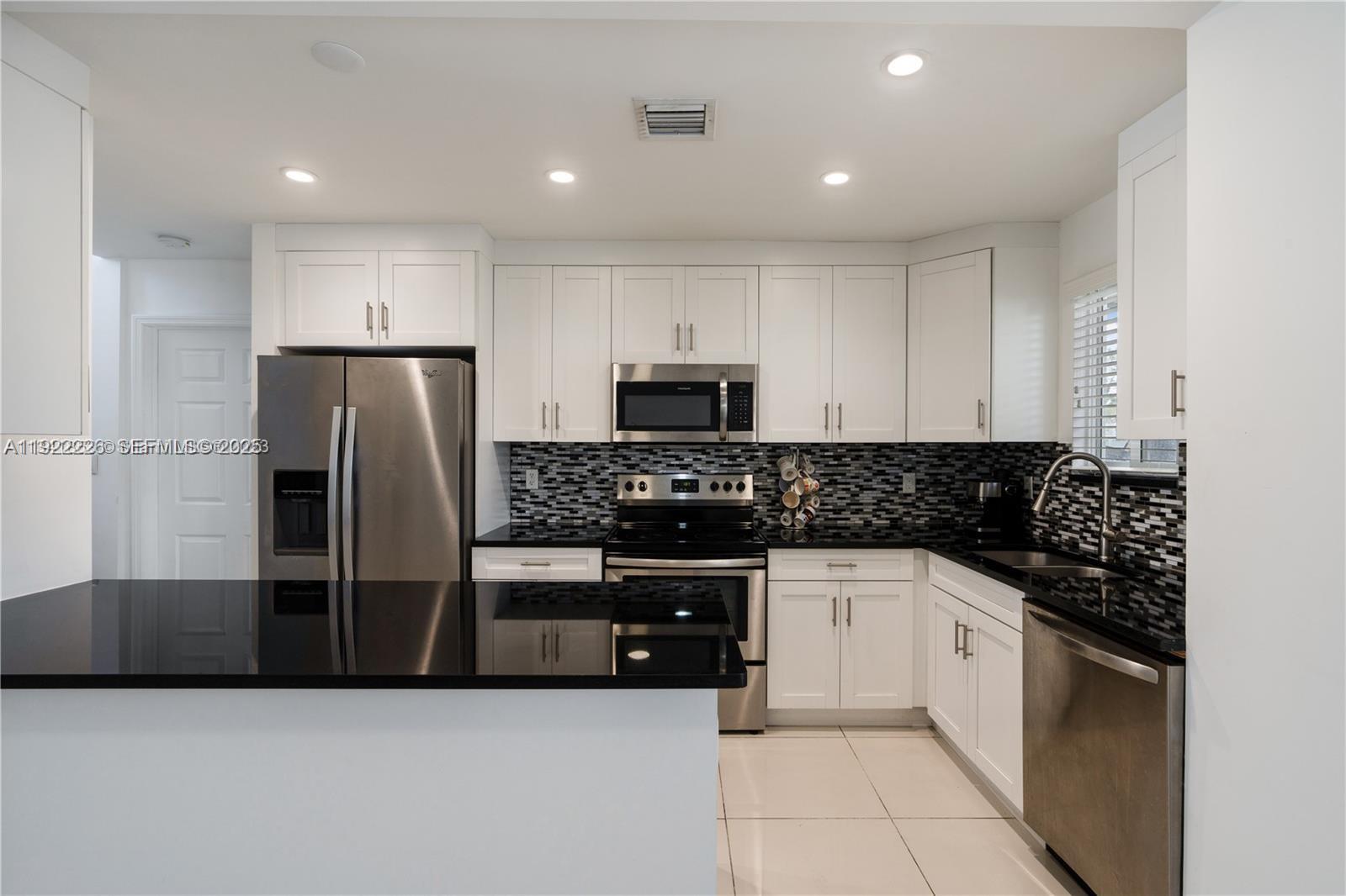 VITRAN AT NARANJA ESTATES - Residential