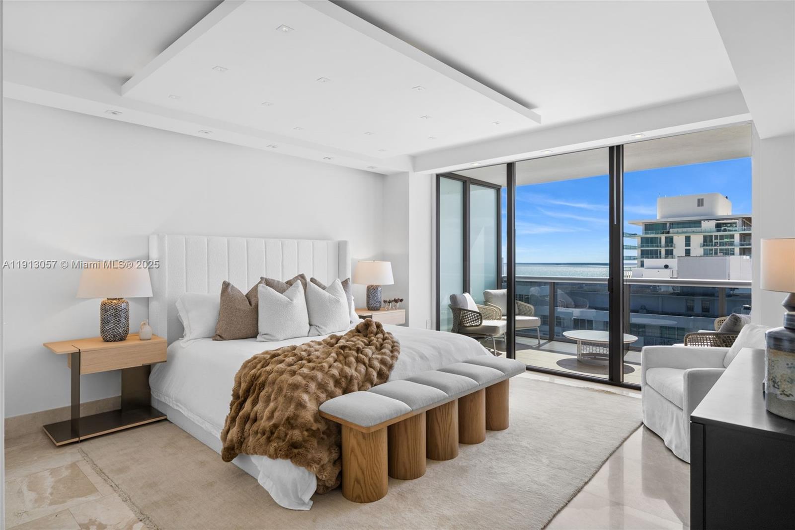 MEI CONDO - Residential