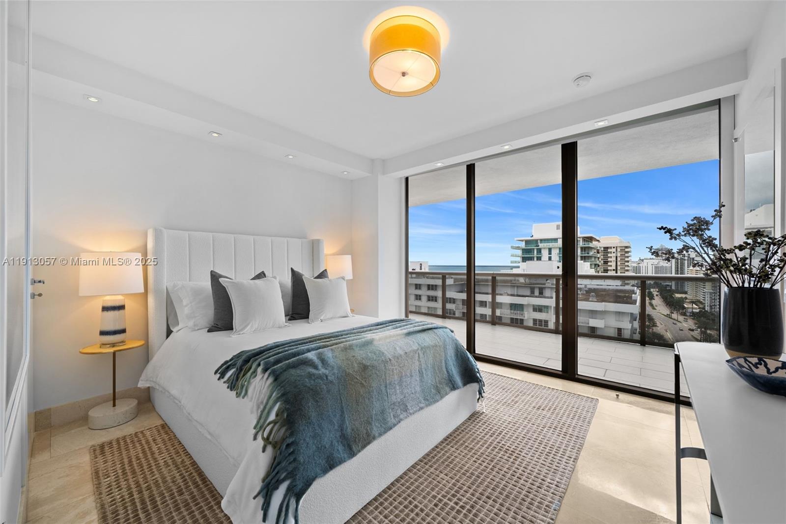 MEI CONDO - Residential