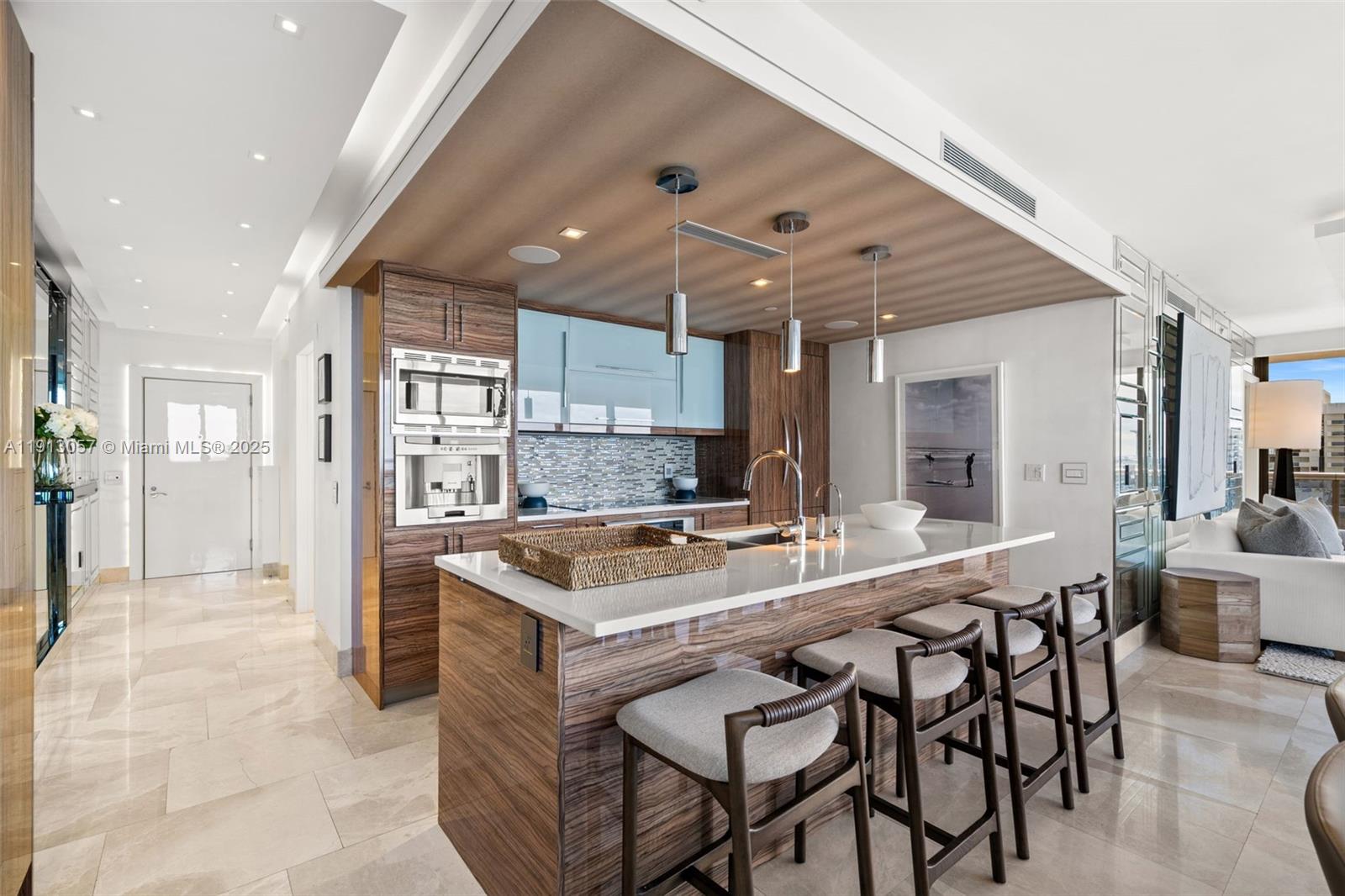 MEI CONDO - Residential