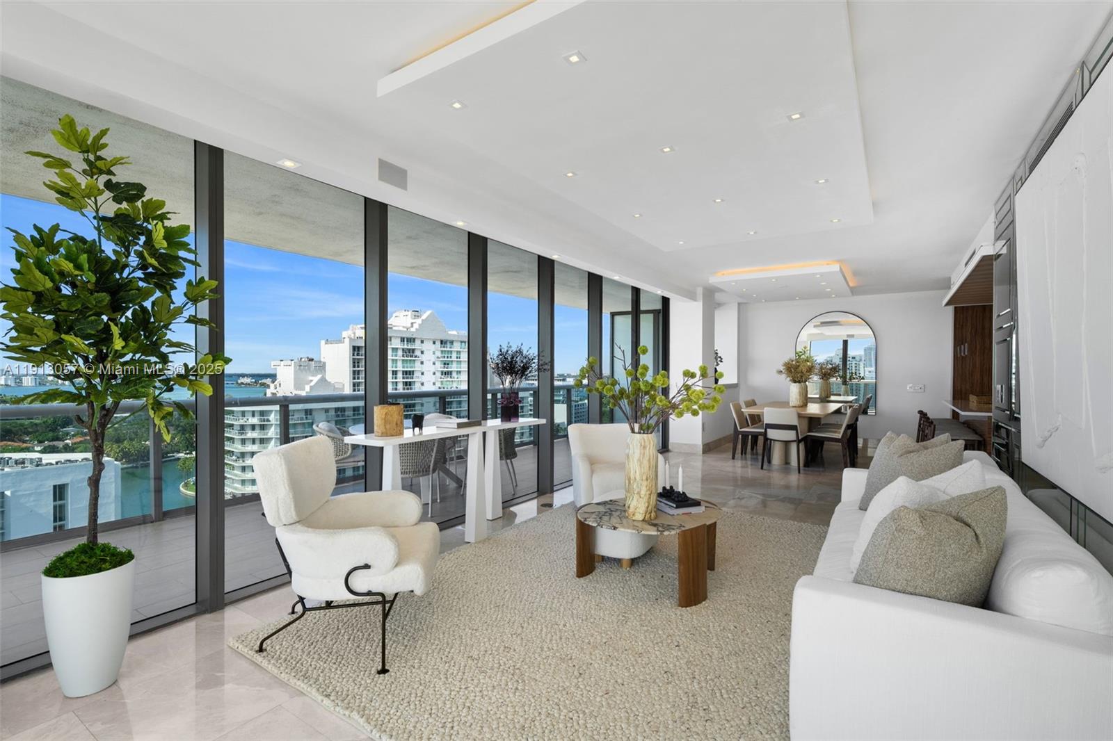 MEI CONDO - Residential