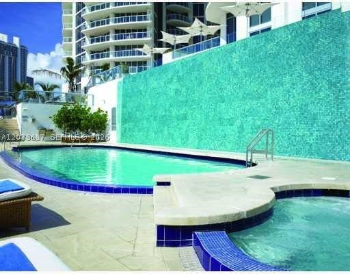 18683 Collins Ave 1709