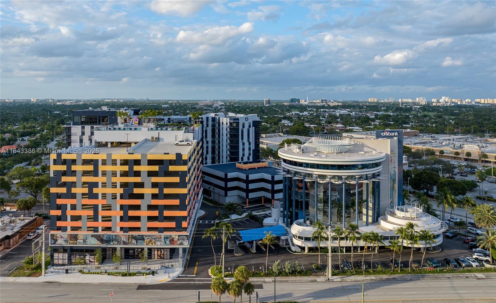 NASSAU POINT - Residential Lease