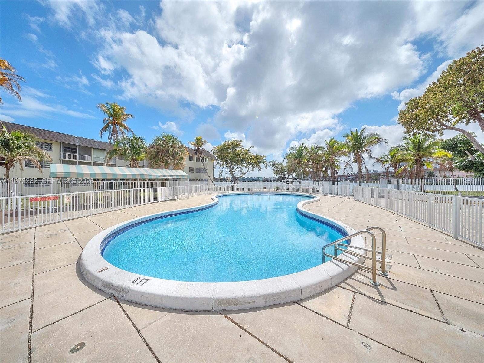 THIRD HORIZONS CONDO - Residential