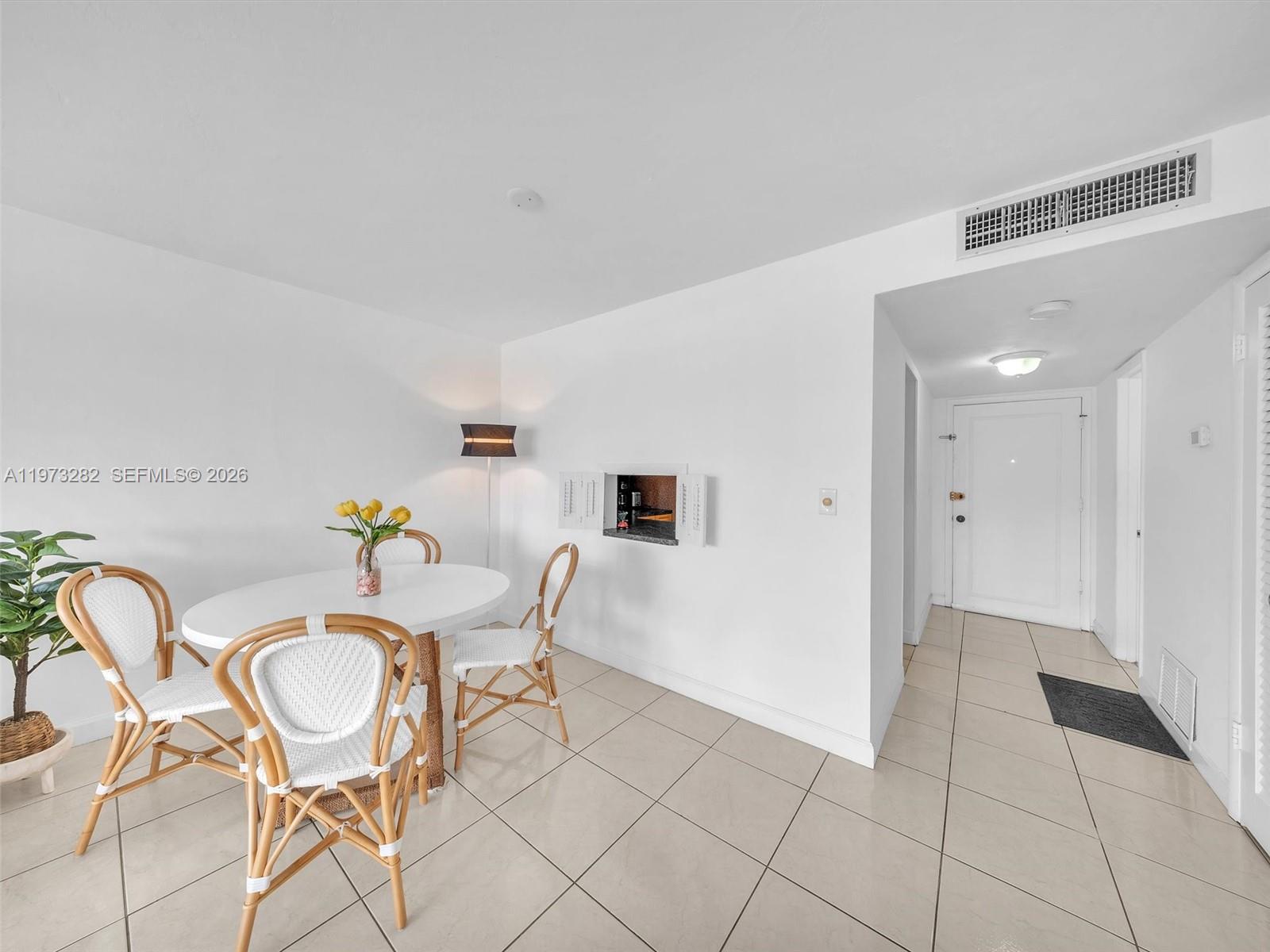 THIRD HORIZONS CONDO - Residential