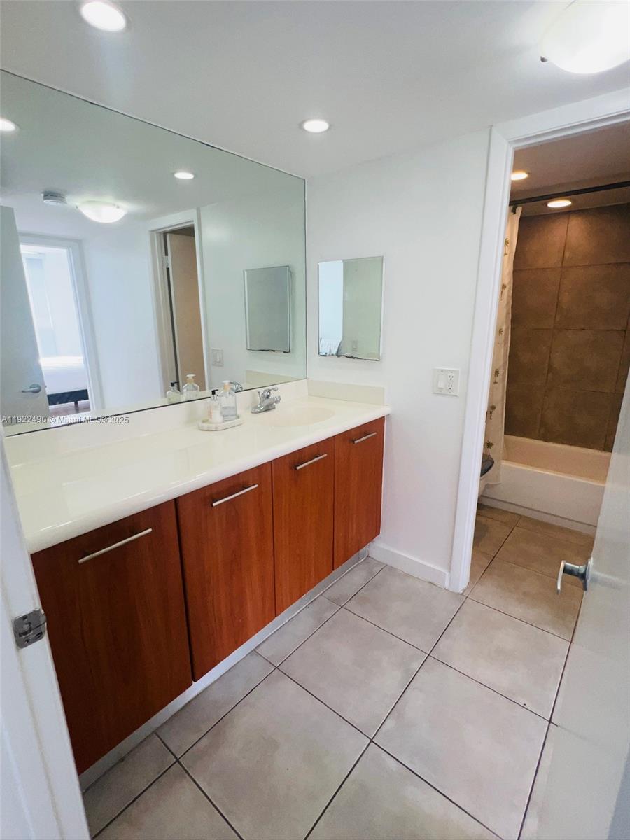 NIRVANA CONDO NO THREE CO - Residential